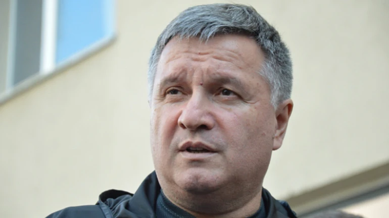 Махрового идиота нельзя спрятать за старостью: Аваков призвал гнать Фокина