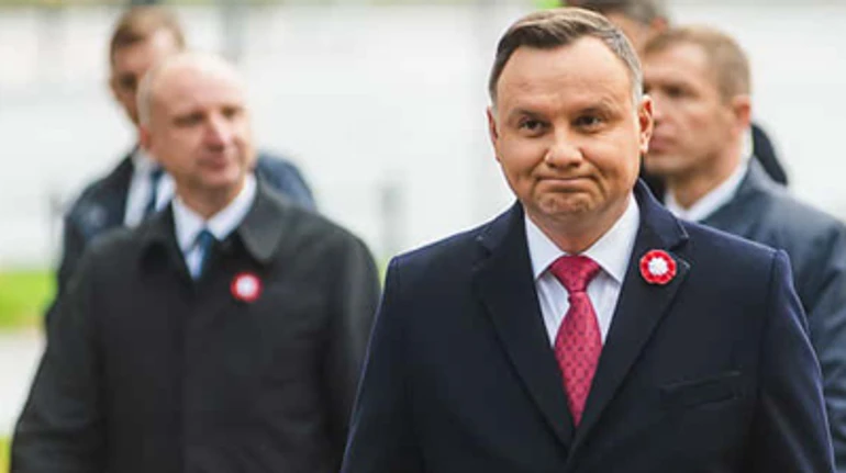 Твій біль більший, ніж мій: як польська влада потрапила під звинувачення у цензурі