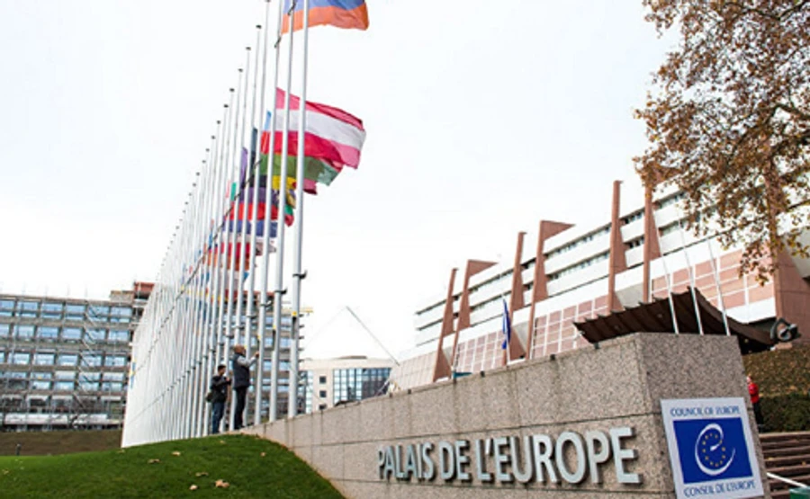 В Совете Европы призвали к изменениям в Конституции Украины для завершения децентрализации