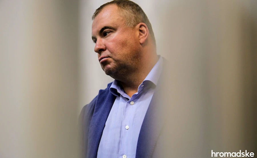 Гладковському дозволили зняти електронний браслет