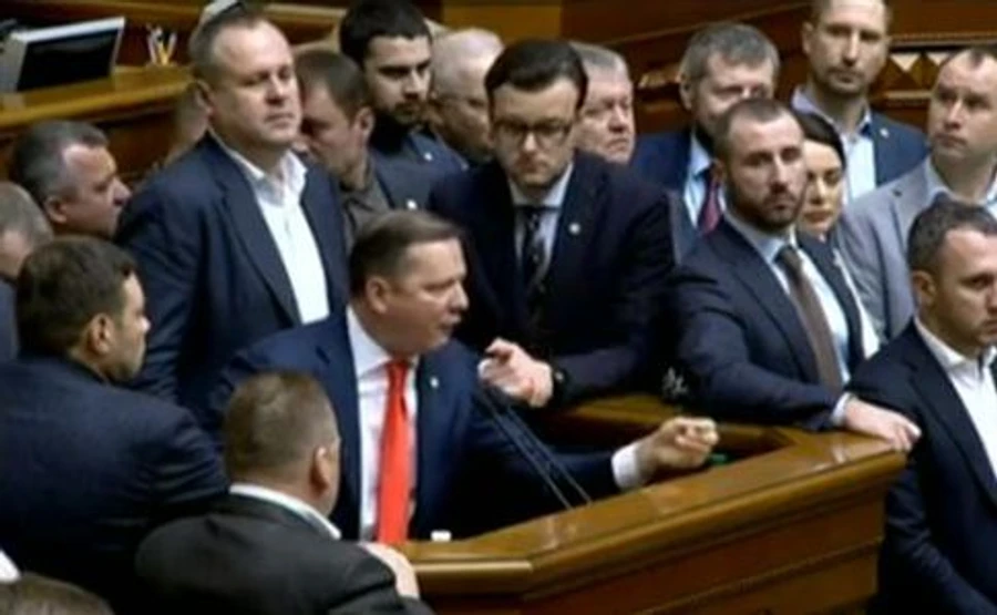 В Раде создадут рабочую группу из-за космических платежек