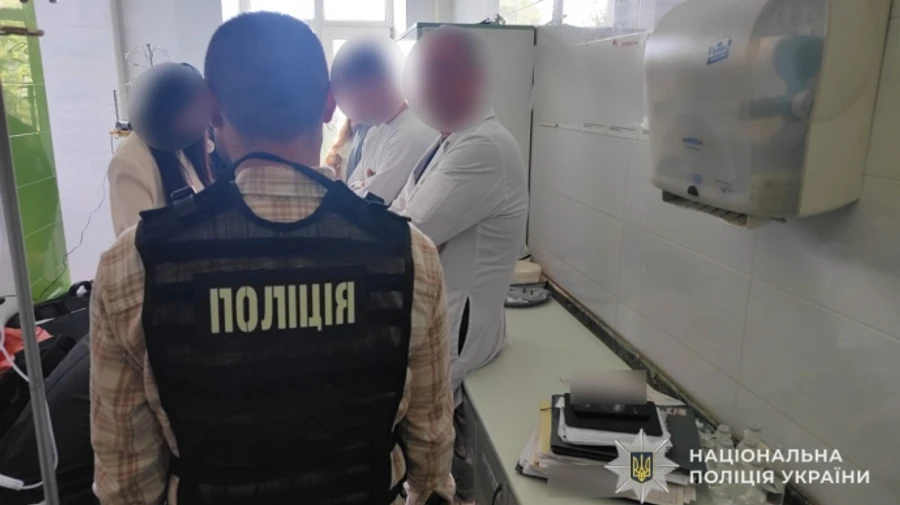 Голова ВЛК вимагав хабар у військового за потрібний діагноз – поліція