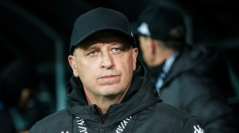 Український тренер Вернидуб потиснув руку росіянину з бази Миротворець