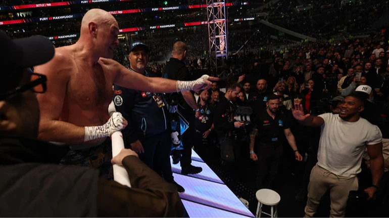 Промоутер Джошуа спростував анонс Netflix про бій його підопічного з Ф'юрі