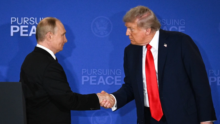 Микробы становятся сильнее, словно армия: Трамп заявил, что США помогут России с проблемой чумы