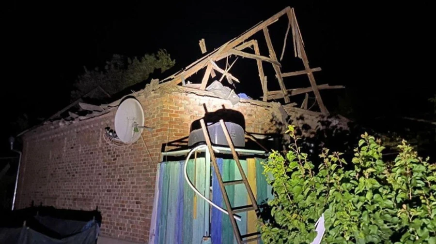 Russians shell Nikopol district 3 times: 18-year-old killed, several others injured