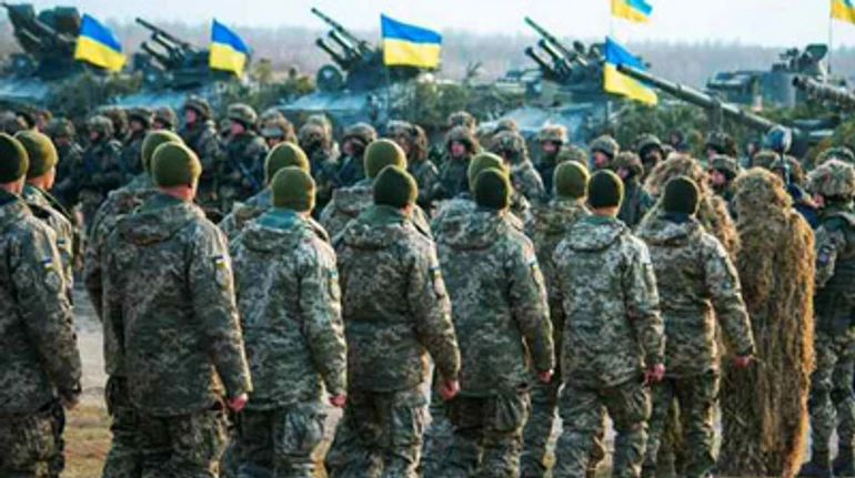 Поддержать своих, чтобы не кормить чужих. Как куются финансовые победы в войнах