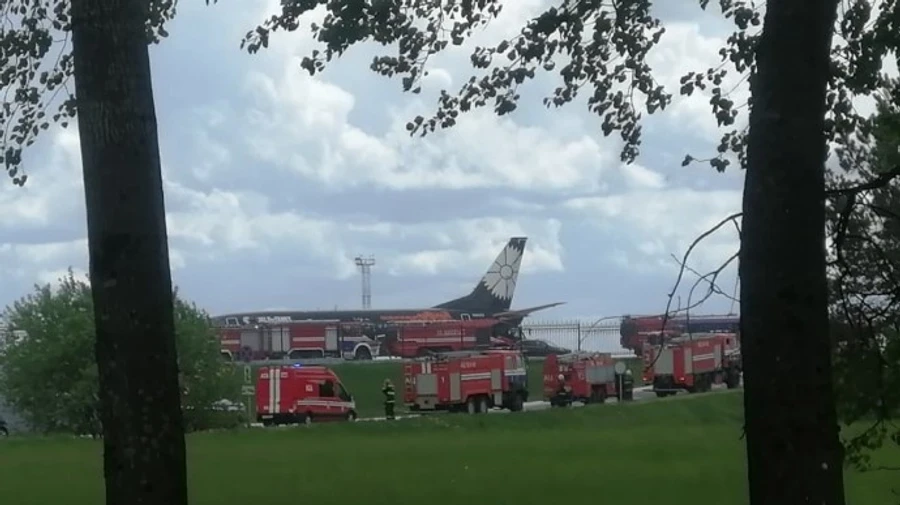 У Мінську екстрено приземлився літак Ryanair, до аеропорту прибули швидкі й сапери