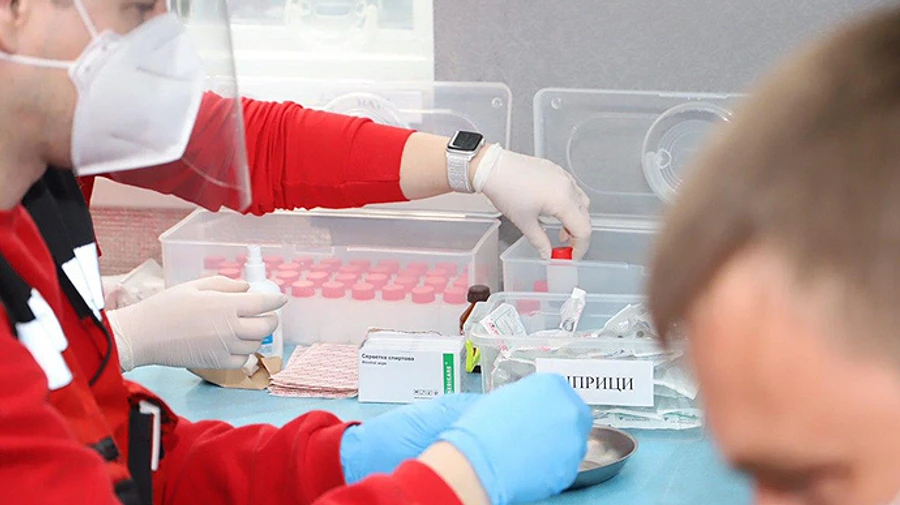 В Киеве снова под сотню новых больных СOVID-19, трое умерли