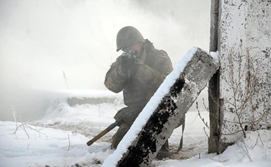 Двое бойцов, которые считались погибшими, вышли из-под обстрелов