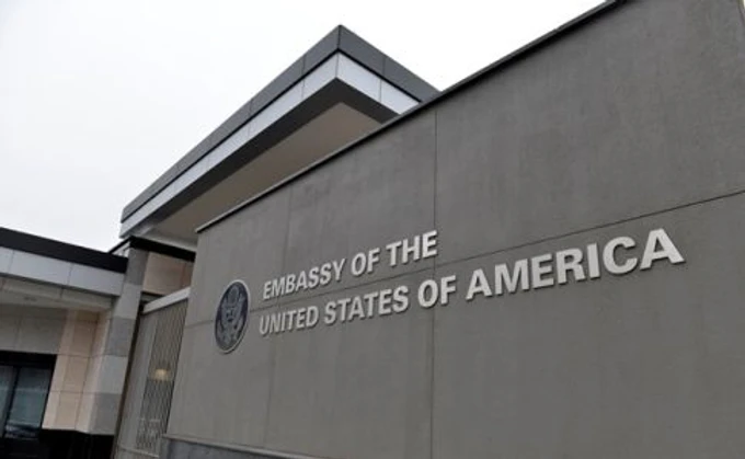 Посольство США продолжает работать, несмотря на взрыв