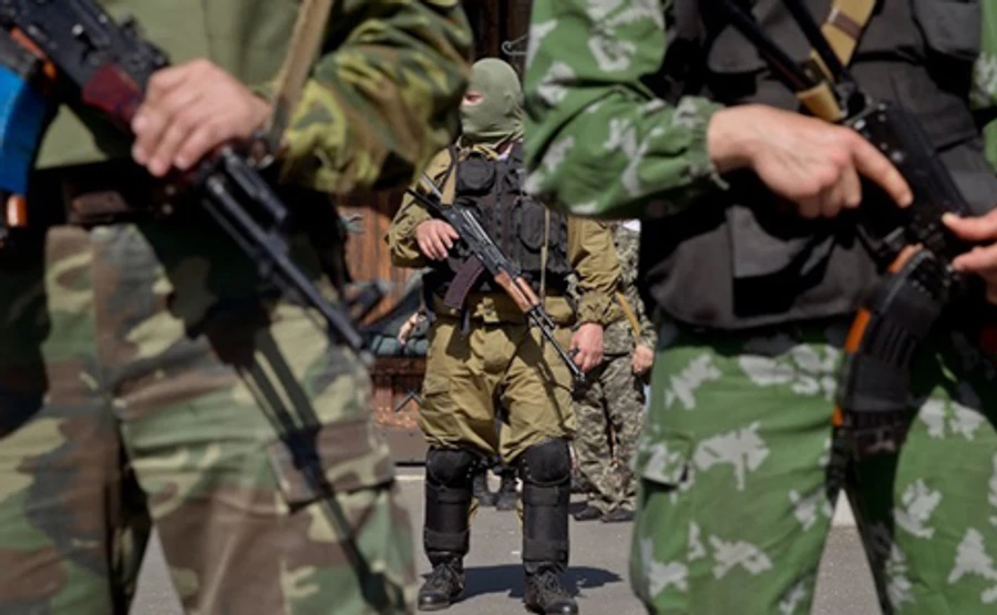 Геращенко: В плену у боевиков находятся 140 украинцев