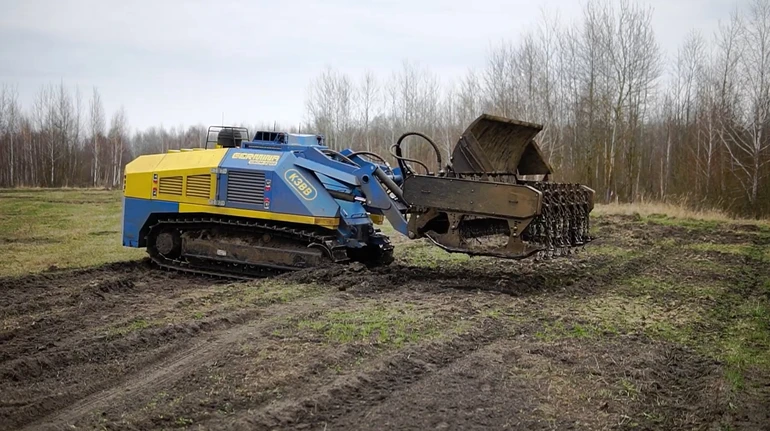 В Україні тестують машину розмінування з дистанційним керуванням до 7 км