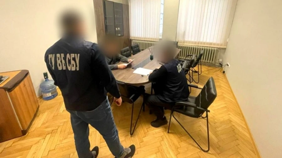 Викрили схему незаконного трансферу чоловіків, яку організував 44-річний майор 