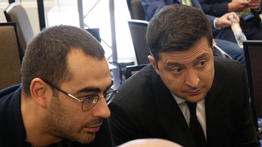 Слуга народа ожидает, что Трухин самостоятельно сдаст мандат нардепа по совести