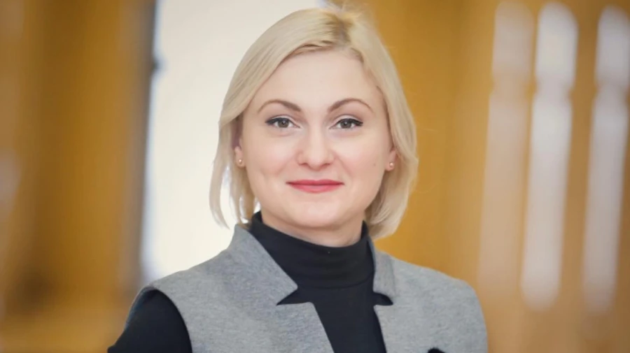 Слуги планують працювати допізна через розгляди держбюджетів