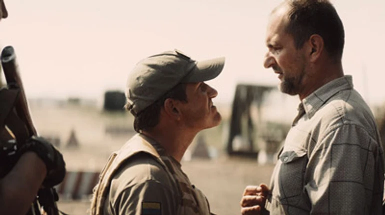 Що там у кіно: Погані дороги Наталії Ворожбит, Батько з Гопкінсом, нове від Гая Річі та ще 3 фільми травня