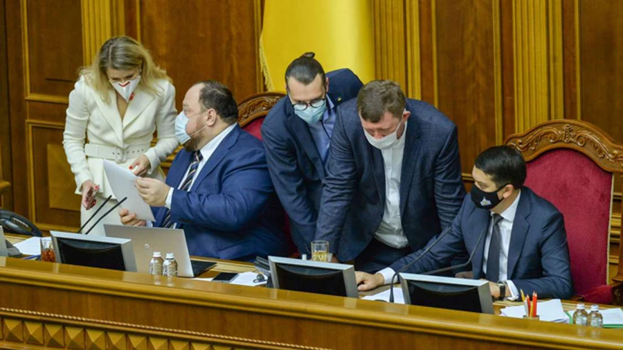 Разумков розповів, коли Рада візьметься за вихід з конституційної кризи