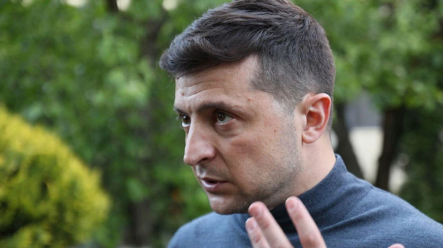 Зеленский говорит, что из-за Порошенко за рубежом его воспринимали как врага Украины