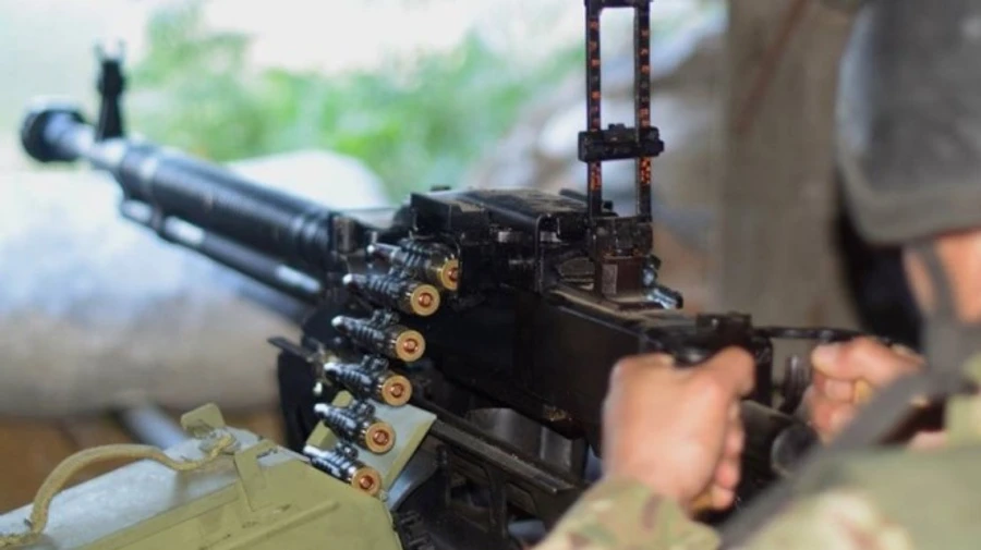 Боевики на Донбассе ранили украинского бойца