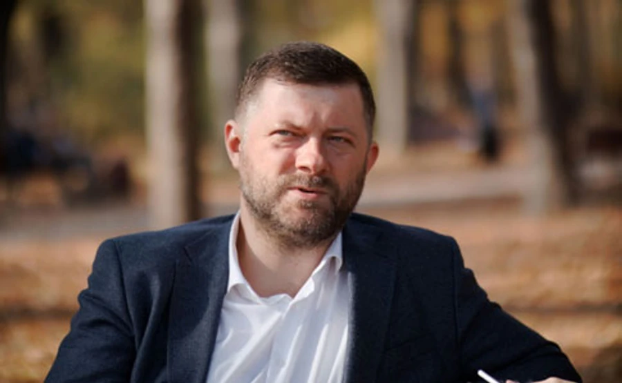 Фракция Слуги народа в понедельник обсудит скандал с подкупом нардепов