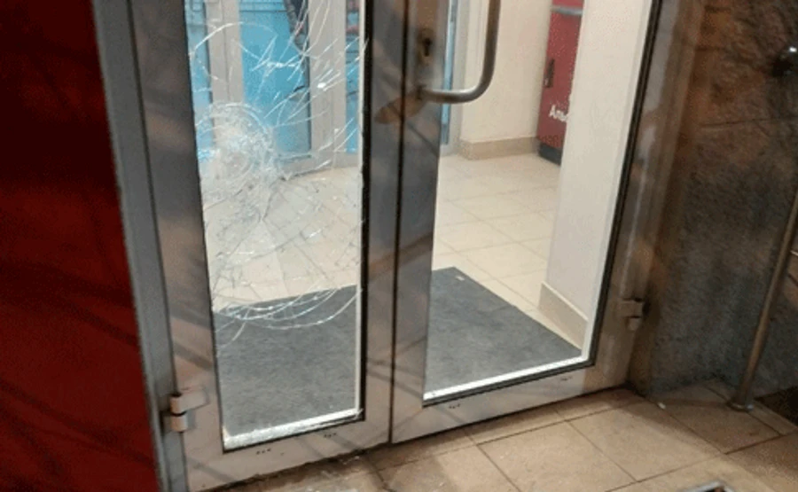 Во Львове напали на дочку российского банка