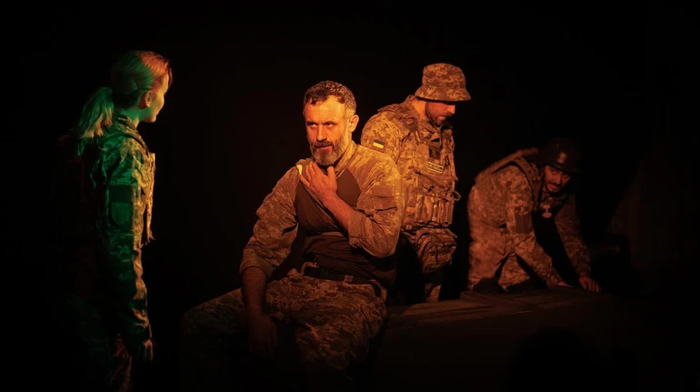 До ветеранів ставляться так, ніби їм усім потрібна терапія. Як війна змінює мову театру