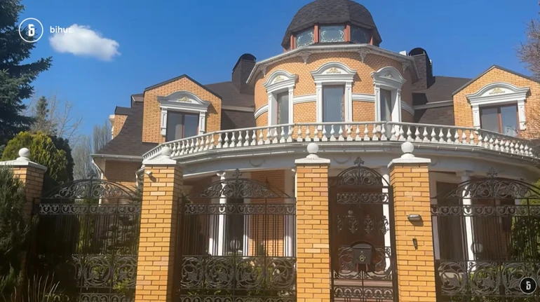 Нардеп Негулевський незадовго до отримання підозри від слідчих переїхав у 800-метровий маєток