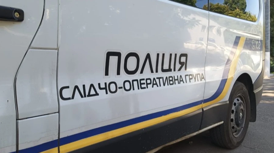 В Одесі 12-річна дівчинка вистрибнула з 7 поверху: розслідується самогубство