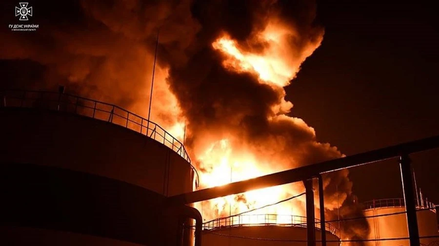 После взрывов в Николаеве пропал свет – СМИ