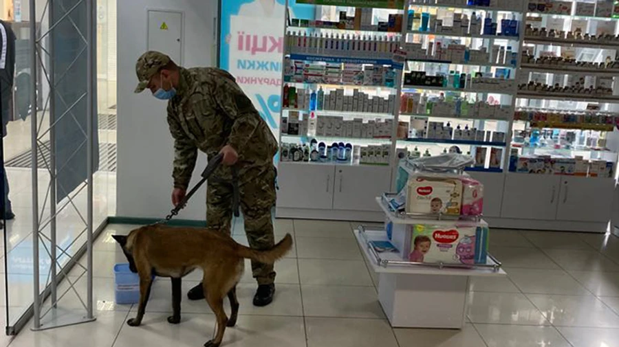 У Харкові шукають вибухівки в 11 супермаркетах та ТЦ