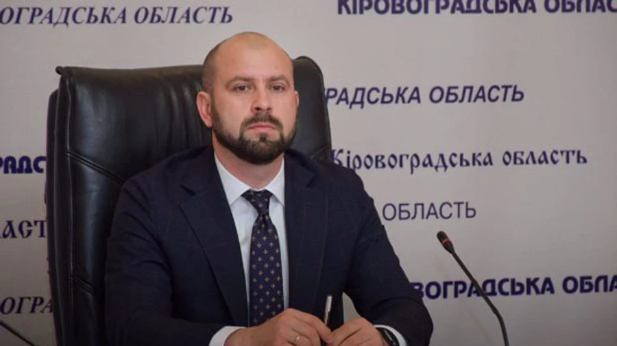 Зеленский уволил главу ОГА, которого поймали на взятке