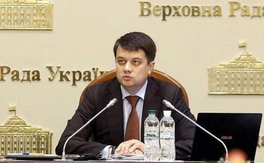 Насыщенная неделя Рады: земля, вопрос Кабмина, отчет правоохранителей