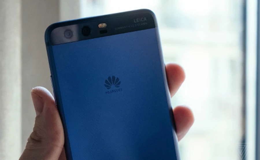 Чеська служба кібербезпеки назвала загрозою Huawei і продукти ZTE 