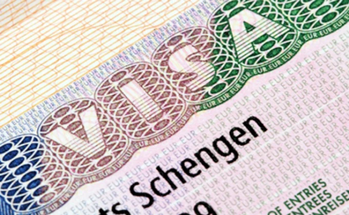 EU ‘to Grant Visa-Free Travel by 2017’