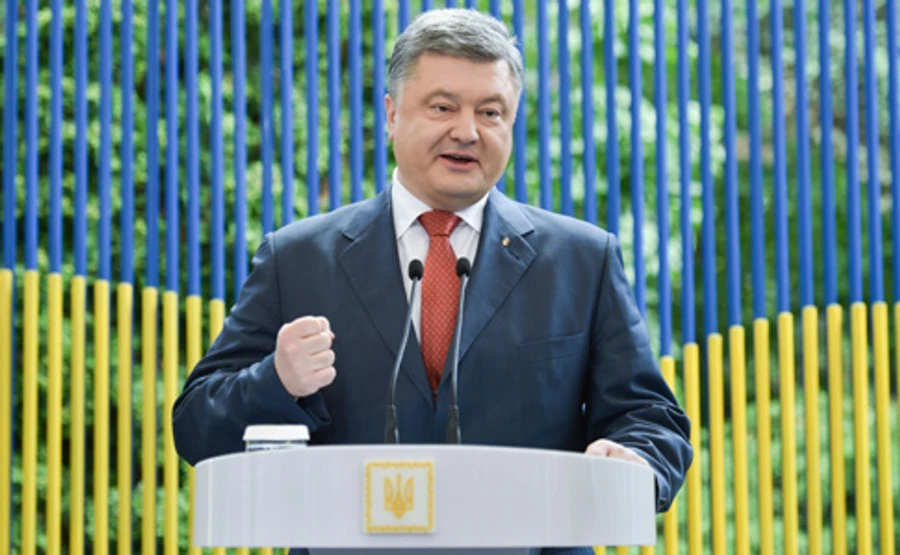 Порошенко: безвізовий режим може бути у вересні