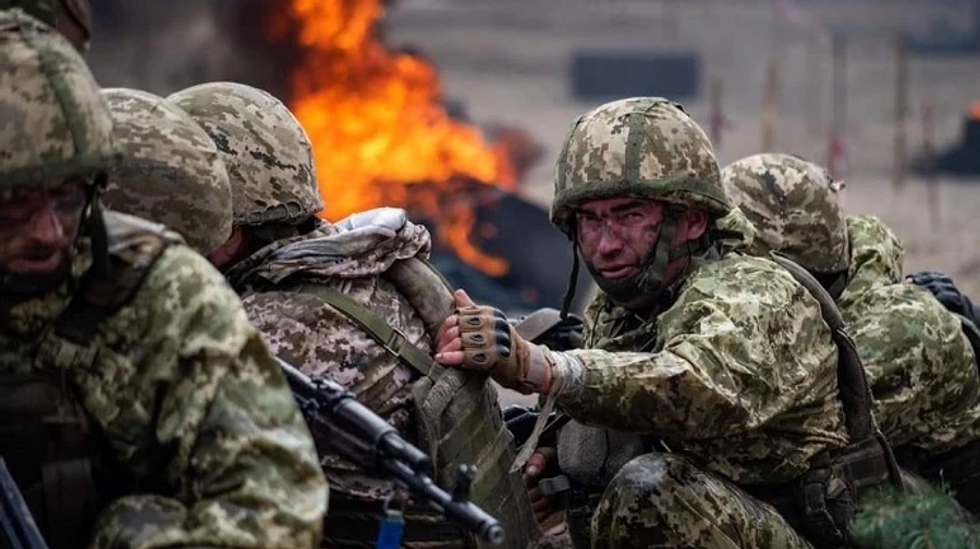 Ukrainian defenders kill 590 Russians, destroy 40 cruise missiles and 9 tanks