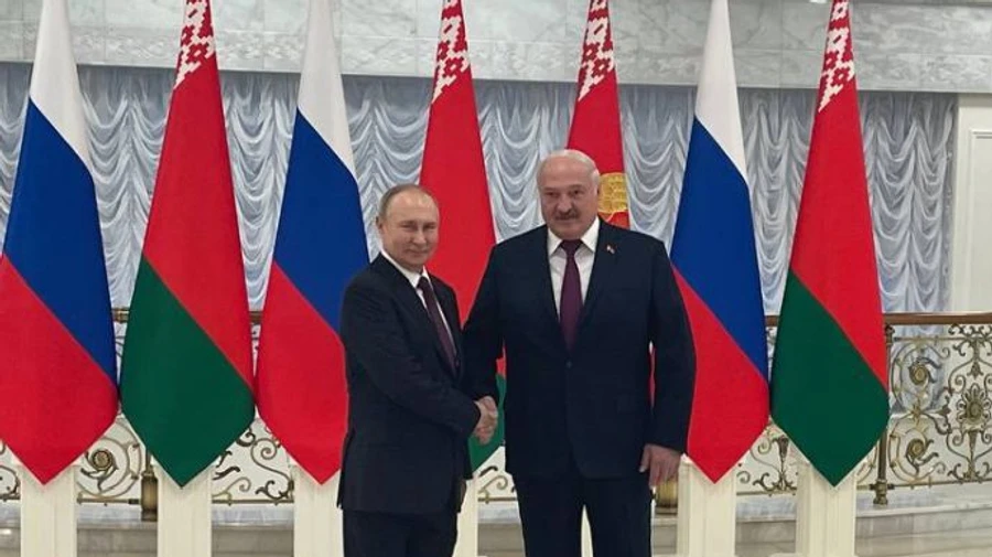 Russia to train Belarusian pilots on aircrafts within special combat unit – Putin