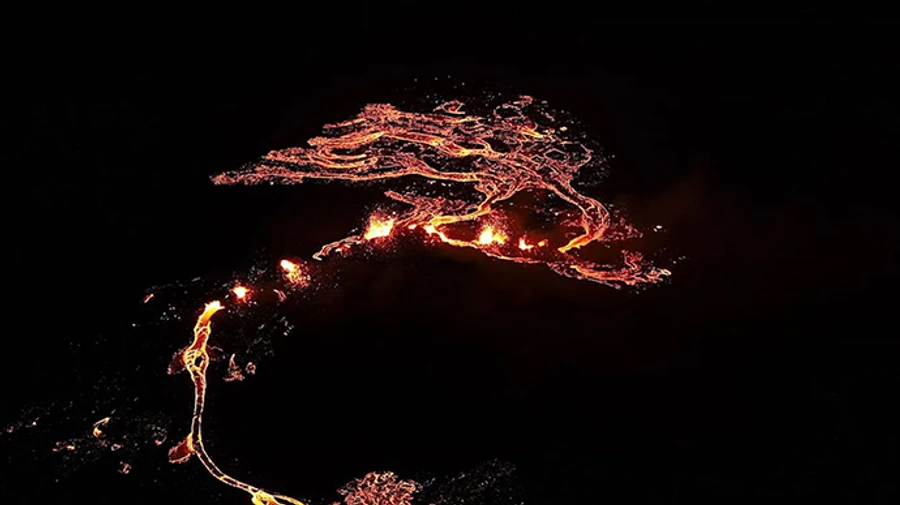 В Исландии произошло извержение вулкана, спавшего почти 800 лет