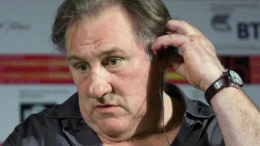 Депардьє відкидає звинувачення у зґвалтуванні