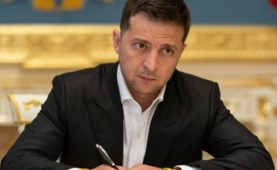 Зеленський підписав зняття недоторканності з нардепів