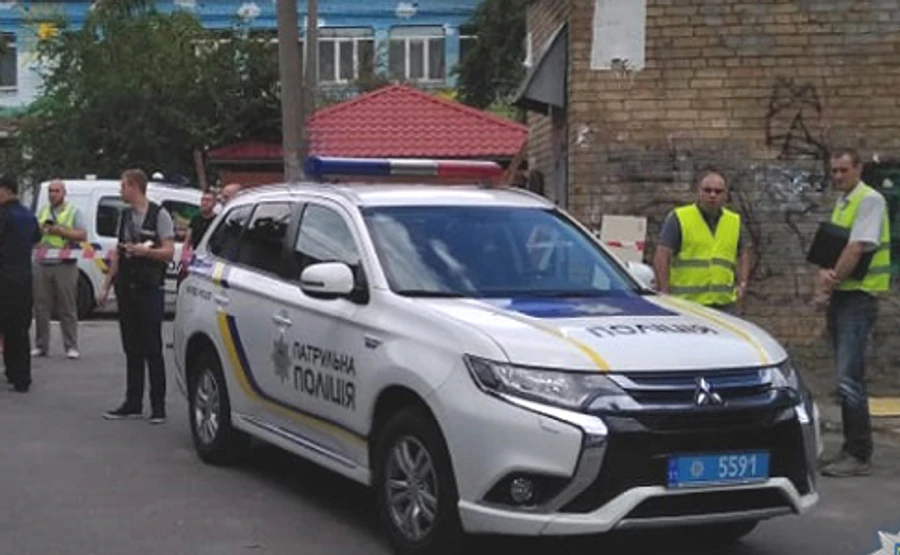 Підозрюваного у вбивстві поліцейського затримали