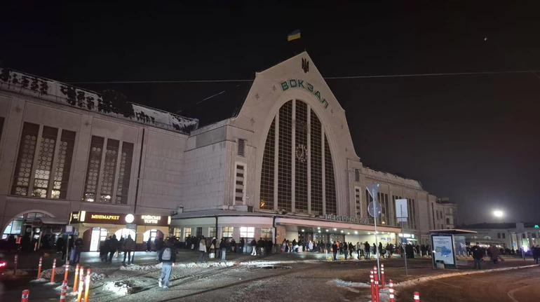 Укрзалізниця розгорнула 97 пунктів незламності на вокзалах