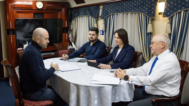 Премьер Молдовы приехал в Киев