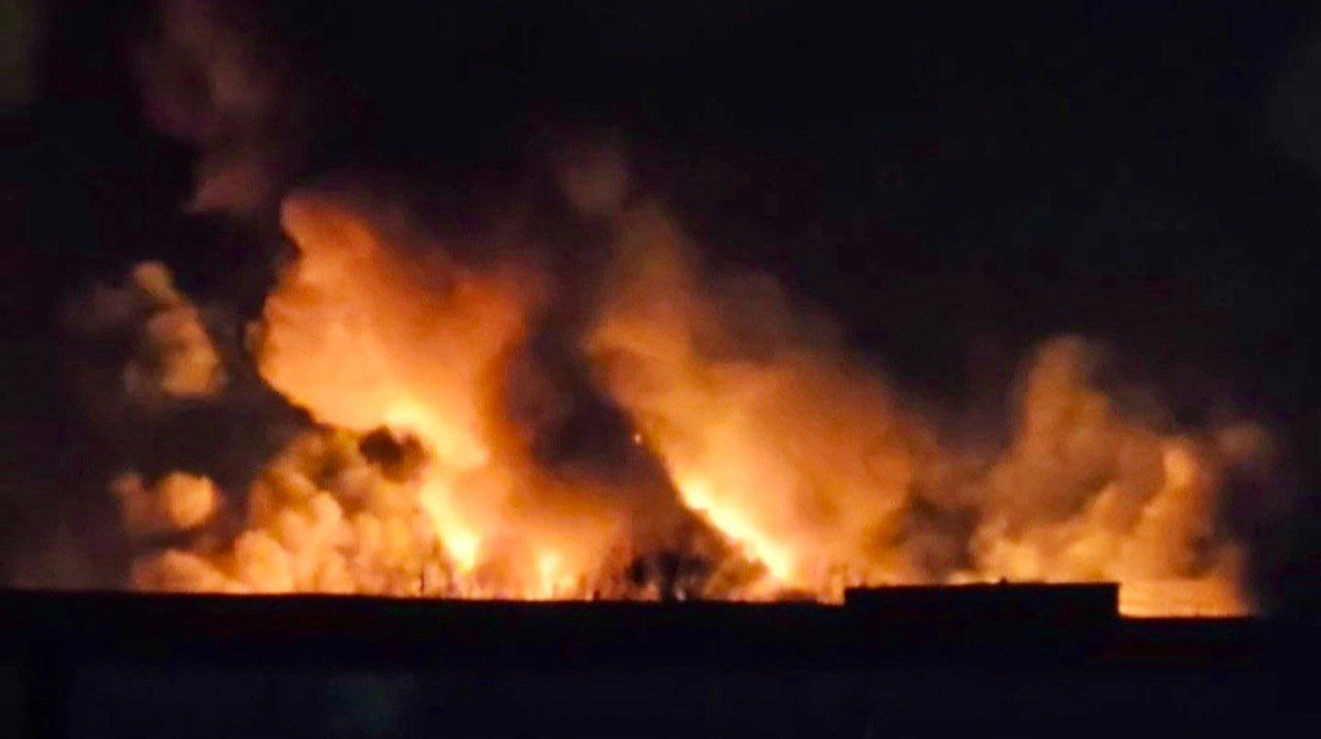 Russia attacks Dnipropetrovsk Oblast overnight: fires and destruction reported – photos