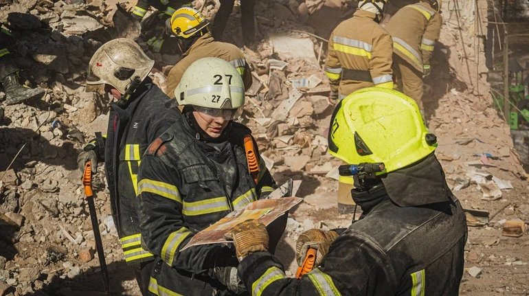 Удар по Харкову 7 березня: пошукові роботи завершено, 10 загиблих, 4 зниклих безвісти