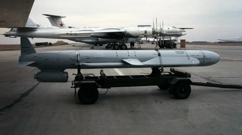 Російські ракети, що атакували Київ мали понад 100 комплектуючих з Заходу – FT