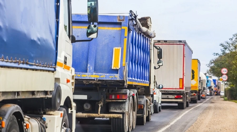 Polish farmers stop blocking Ukrainian lorries at Rava-Ruska checkpoint