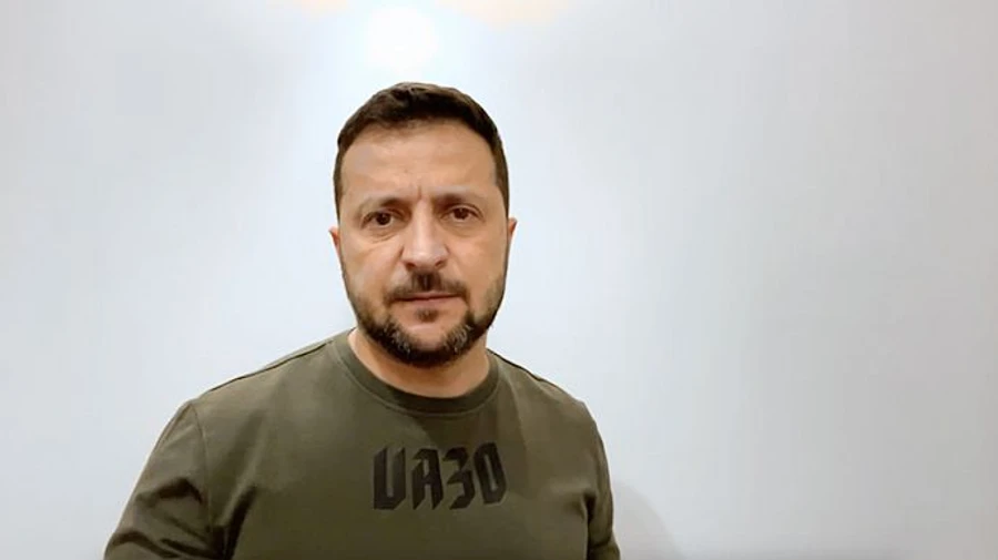 Зеленський: Україна має розмінувати свою територію не за десятиліття, а за роки