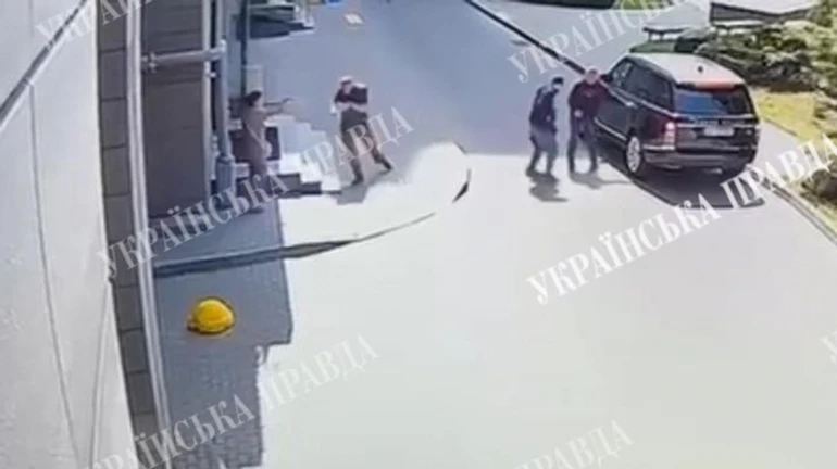 Украинская правда получила видео покушения на Стерненко